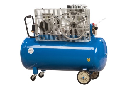 Компрессор поршневой с ременной передачей 380 В, ресивер 200 л, 520 л/мин