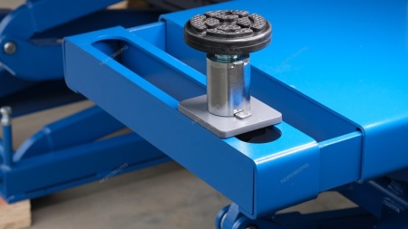 Подъемник ножничный 3,5т, с встроенными адаптерами для SUV авто, 380В (синий) (ст.арт. N631-3,5 )