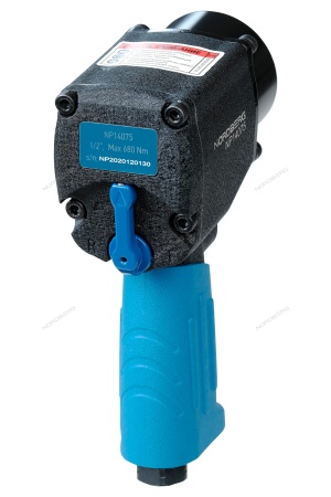 Пневмогайковерт ударный 1/2", 680 Нм, укороченный