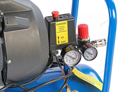 Компрессор поршневой V-образный 220 В, ресивер 50 л, 360 л/мин