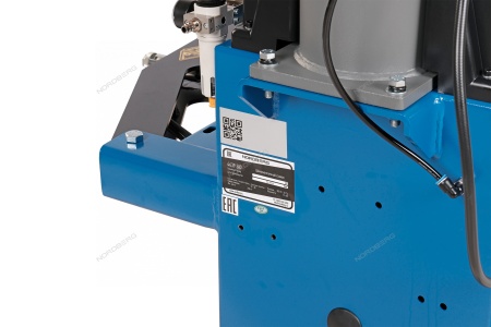 Станок шиномонтажный полуавтомат, односкоростной, стол с накладками, 220 В, синий