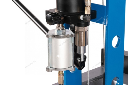 Пресс гидравлический, 50 т, пневмоуправление