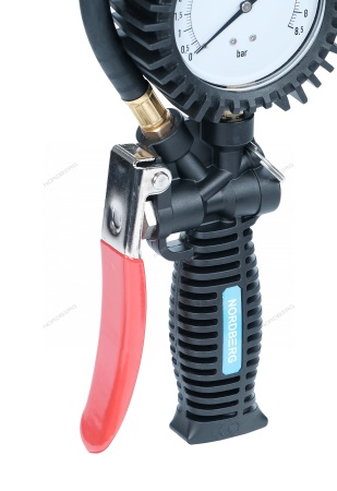 Пистолет для подкачки колес с жидкостным манометром 80 мм