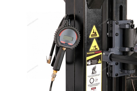 Станок шиномонтажный автомат, двускоростной, зажимы 15-28", 380 В + 3-я рука 46H44N