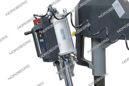 Вспомогательное устройство "Безмонтировочная система" для шиномонтажных станков