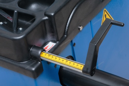 Станок балансировочный с ручным вводом параметров, синий