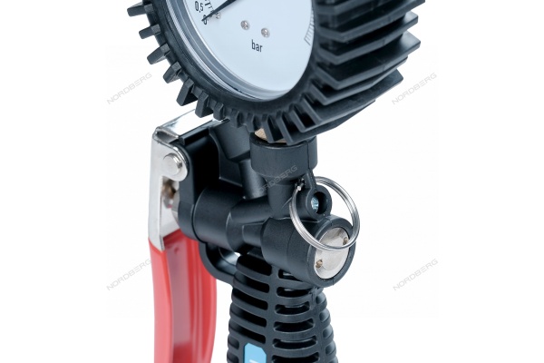 Пистолет для подкачки колес с манометром 80 мм