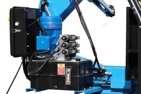 Станок шиномонтажный для грузовых машин, двухскоростной, 380 В, синий