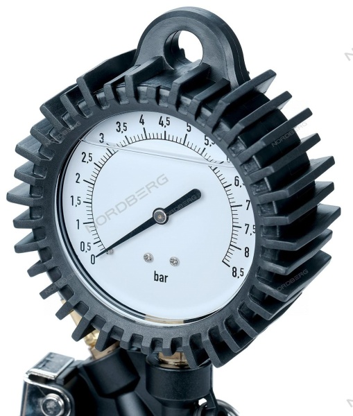 Пистолет для подкачки колес с жидкостным манометром 80 мм