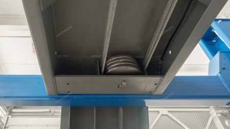 Подъемник четырехстоечный 6,5 т, с пневмогидравлической траверсой N433BA, для сход-развала, синий