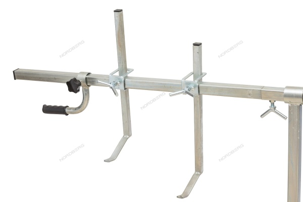 Стенд для окраски деталей, вращающийся