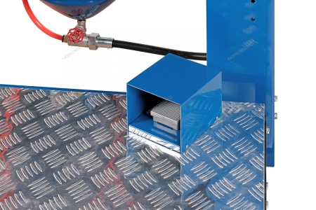 Камера пескоструйная с напорной системой подачи абразива и циклонной фильтрацией