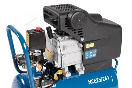 Компрессор поршневой, 220 В, ресивер 24 л, 240 л/мин