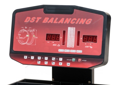 Станок балансировочный 380V для грузовых машин, серый