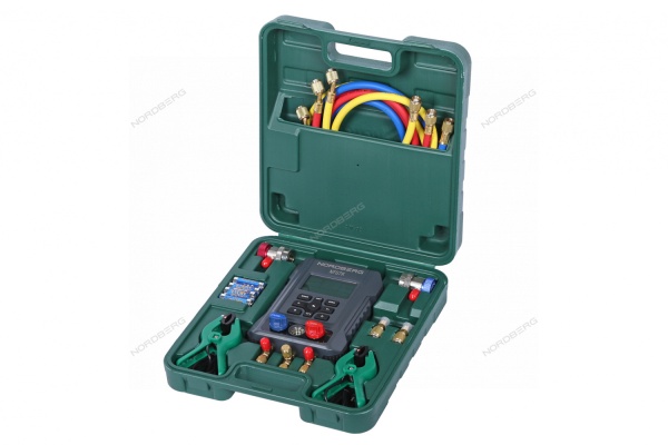 Коллектор манометрический электронный со шлангами и муфтами в кейсе