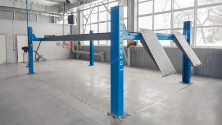 Подъемник четырехстоечный 6,5 т, с пневмогидравлической траверсой N433BA, для сход-развала, синий